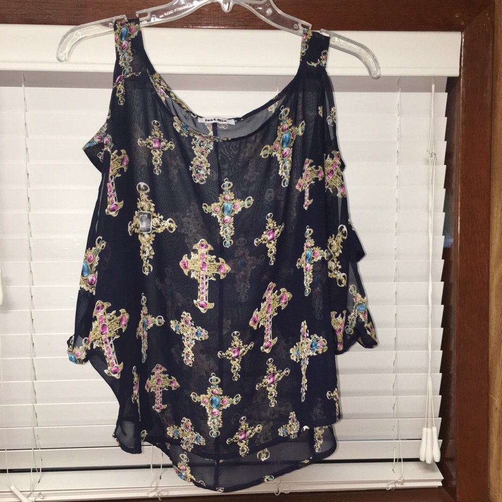 🌟4 for $10 SALE🌟 Jun & Min Cold Shoulder Blouse